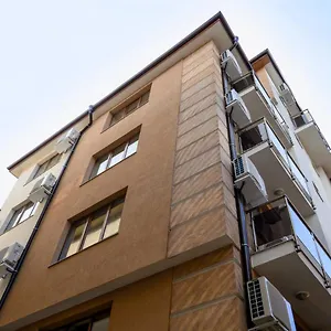3* Ξενοδοχείο Leda